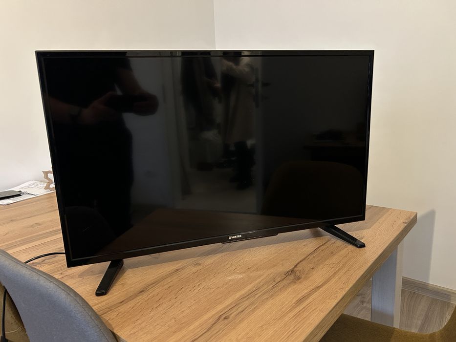 Televizor LED Vortex 81 cm (32 inch) HD, impecabil, ca nou, HDMI / CI+