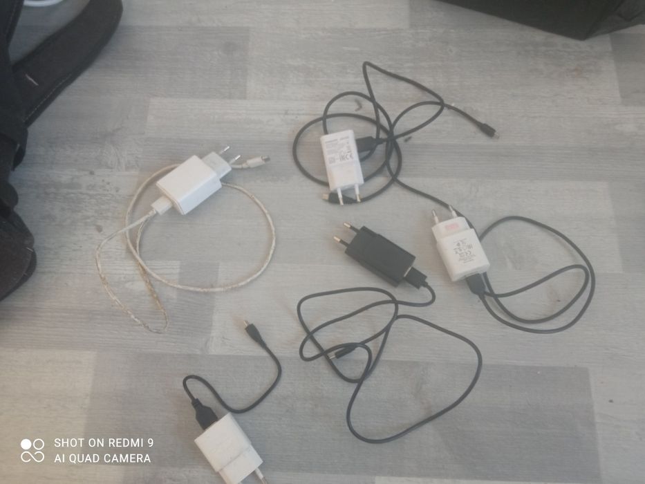 Zaryadnikler satiladi original tez toltiradi