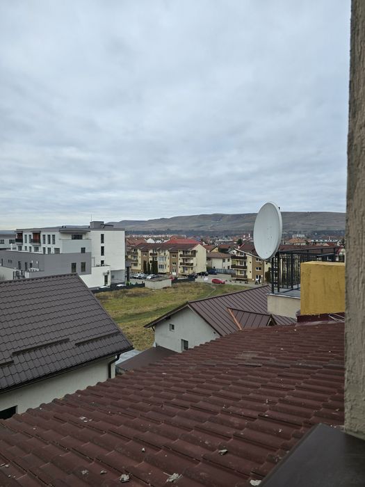 Antena offset pentru recepție satelit TV gratis