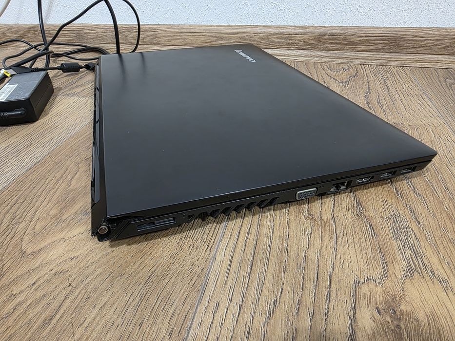 Lenovo B50-70 лаптоп