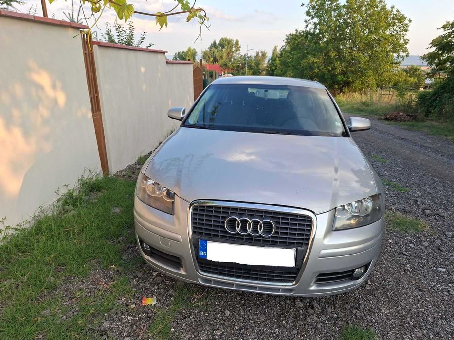 Audi A3 Sportback (8P) — Перфектно състояние, реални 189,400 км! Чип