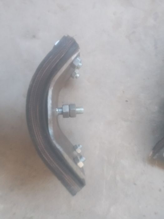 Isuzu  yuk aftomobillari uchun podrisornik ushkaga podushkacha