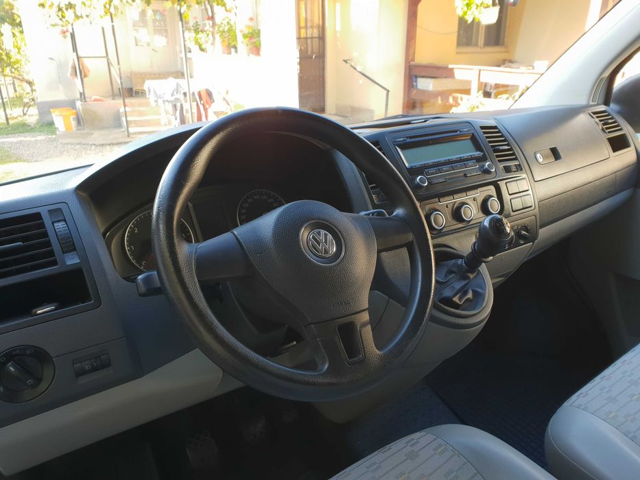 VOLKSWAGEN Transporter 2011 — imagine 4