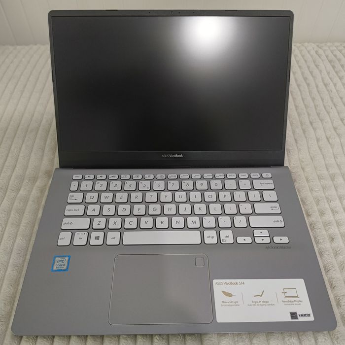 ASUS VivoBook S14 i3 Gen8 – baterie defecta