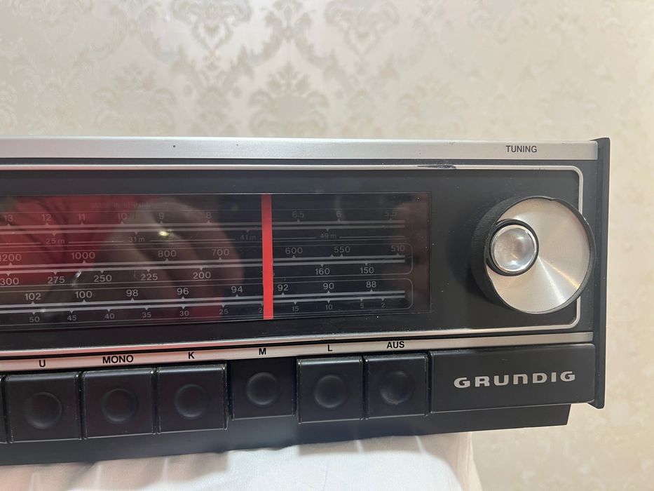 Vintige ampituner., statie Grundig RTV 801 HI-FI