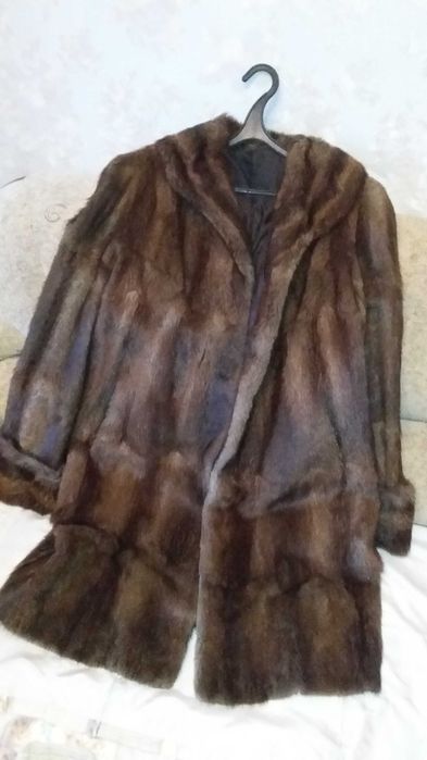 Продается шуба б/у