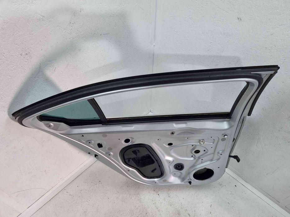 Usa stanga spate Skoda Superb III (3V3) [Fabr 2015-prezent] LA7W