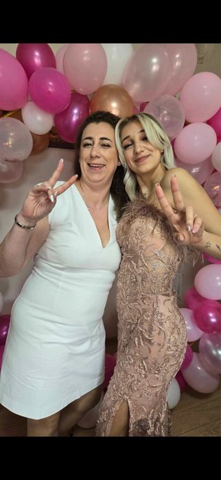 Официална  Бална Рокля + подарък обувки