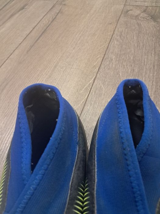 Adidas Nemesis сороконожки