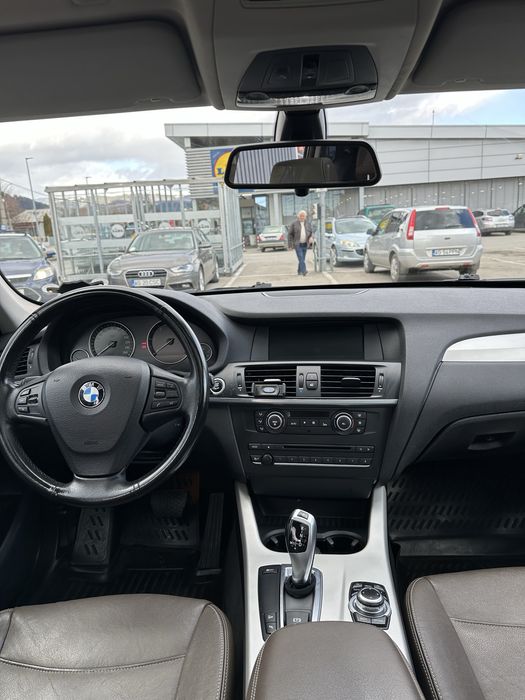 BMW X3 2.0d xDrive 184CP • 8 trepte • Navi mare • Panoramic