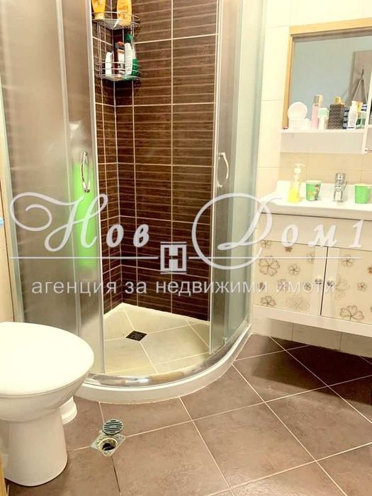 - к-с "Ботаника" - обзавведен - паркомясто - басейн - охрана -