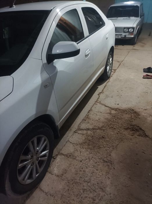 Cobalt 2024 rangi oq