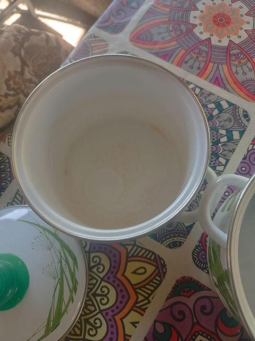 Продам набор кастрюль.