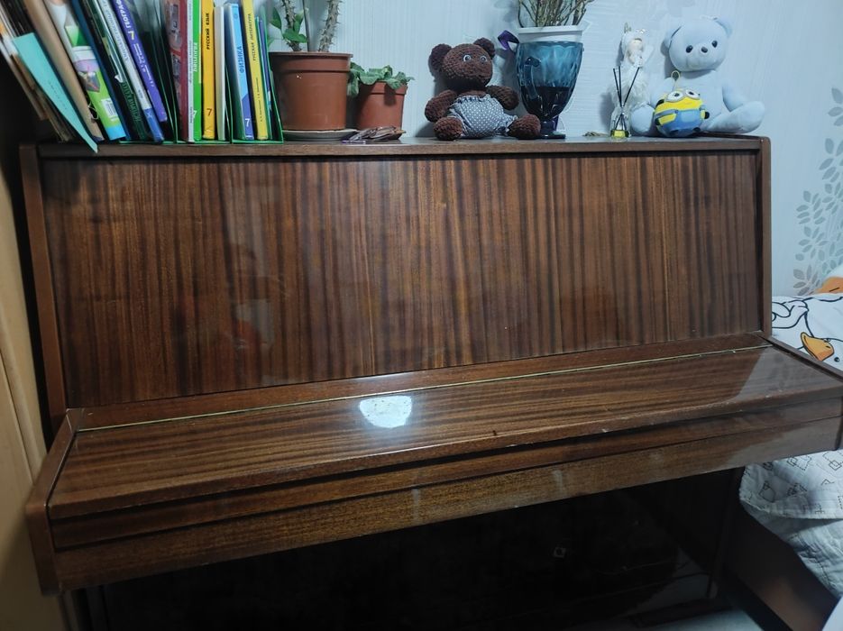 Фортепиано продаю срочно