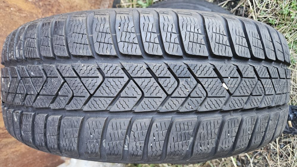 2бр гуми 225 55 17 дот 22 пирели pirelli