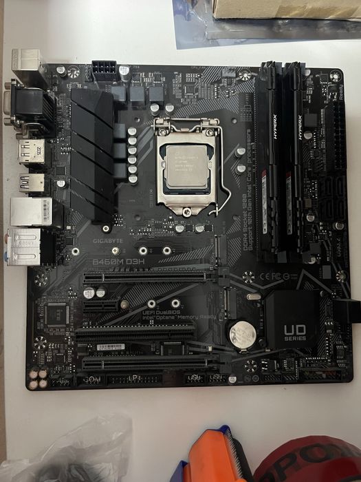 Core i7 10700F, ОЗУ и мат плата