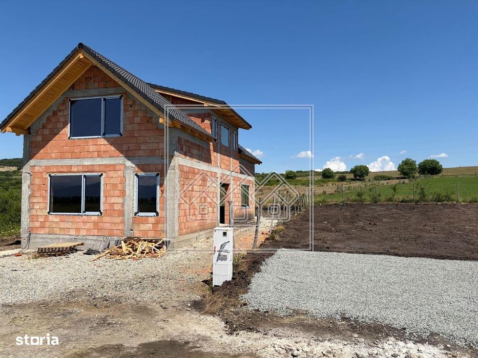 Casa individuala, cu 129 mp utili si teren de 328 mp