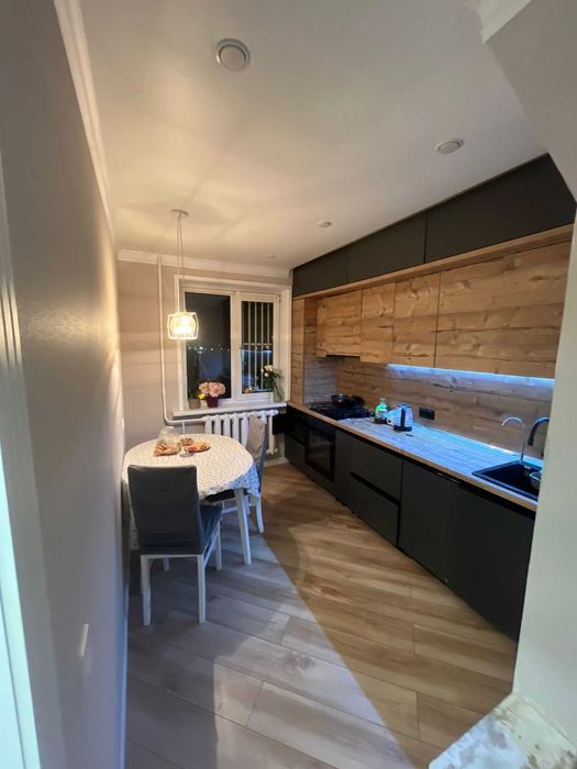 Продам 3-х комнатную квартиру