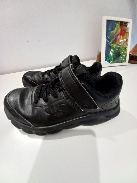 Маратонки Under Armor и Nike