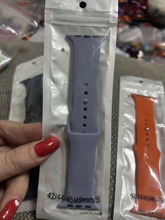 Продам ремешки на  часы apple watch
