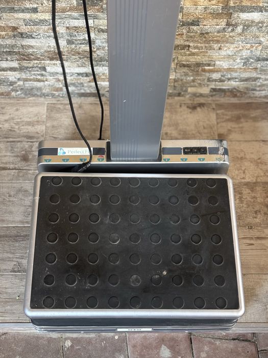 OTO Flabelos WBV-3000, aparat profesional de vibrații.