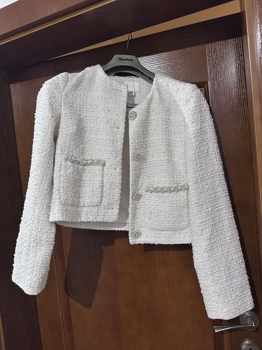 Дамски якета, бомбъри и сака от букле, символични цени, марки Zara, Mango, H&M, XS/S размер