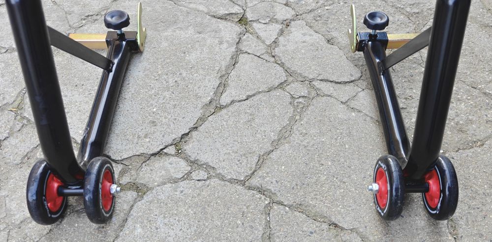 Падок стойка за мотори Puig