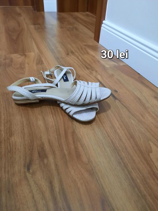 Vand incaltaminte, diverse modele, marime 37