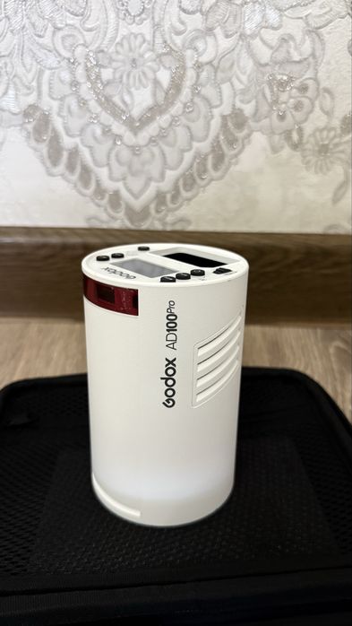 Импульсный свет Godox AD100pro