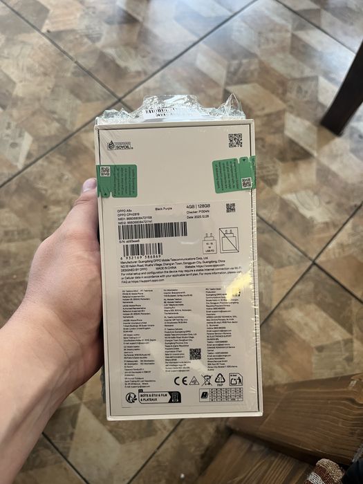 Смартфон OPPO A6X + подарък преносима батерия