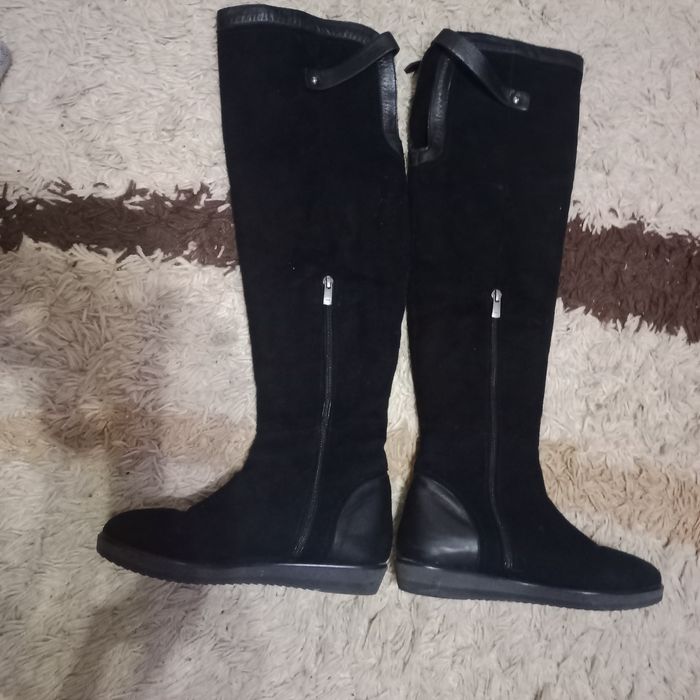 Продам сапоги замшевые