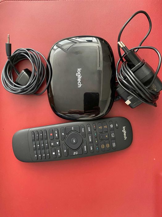 Logitech Harmony Hub + дистанционно