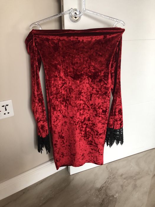 Рокли уникати ,рокля Dika