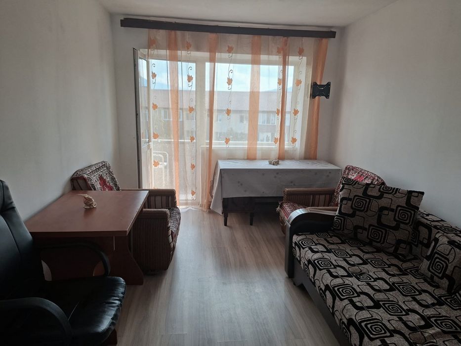 Apartament 2 camere Petrila 8 Martie