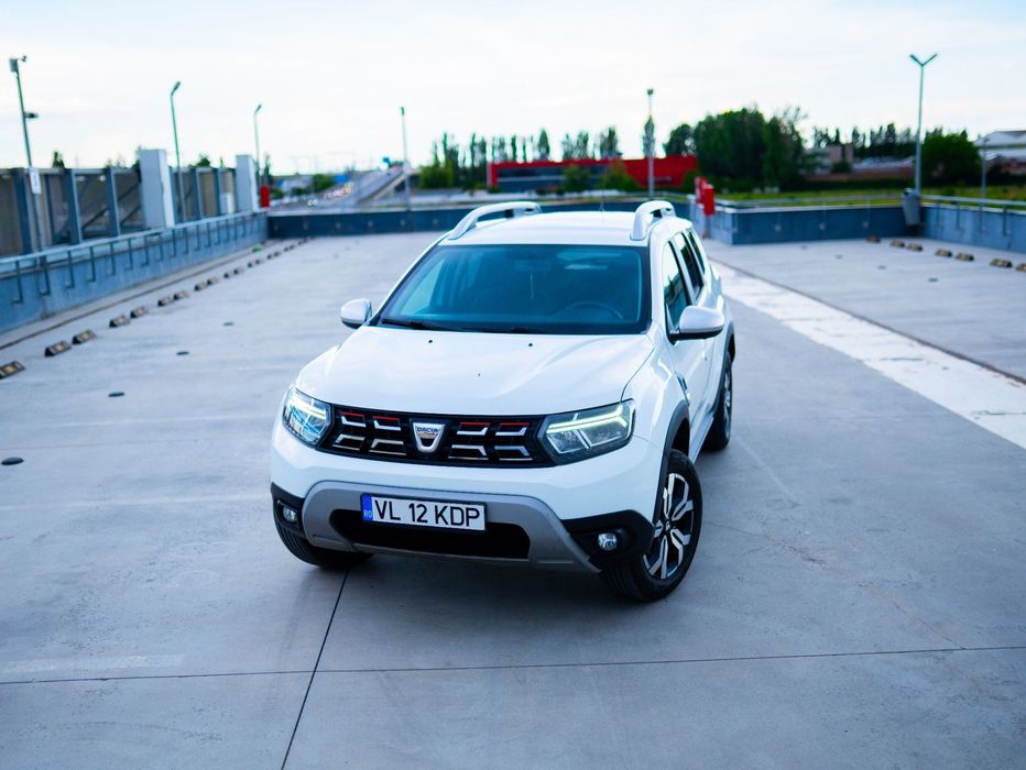 Dacia Duster Dacia Duster 2022 1.0 TCe Benzină + GPL | Full Option / Piele Neagră
