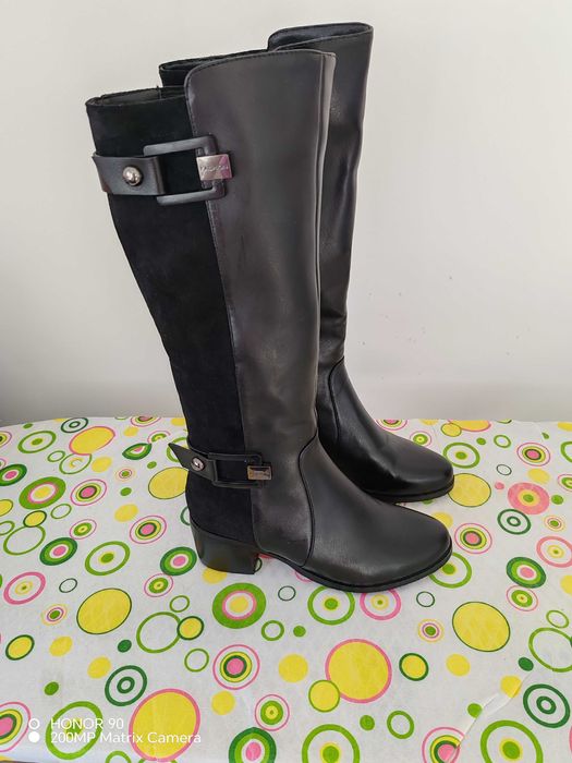 Дамски ботуши нови