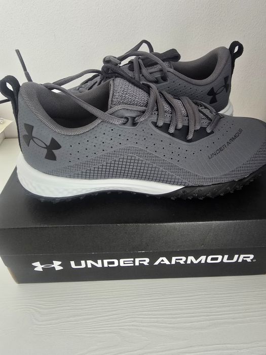 Чисто нови стоножки Under Armour