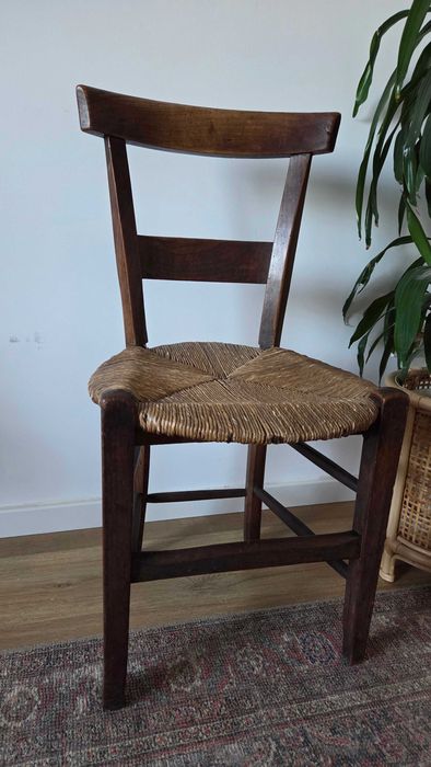Scaun vintage, foarte vechi, lemn si ratan