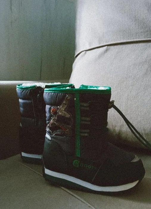 Продам бетскую обувь