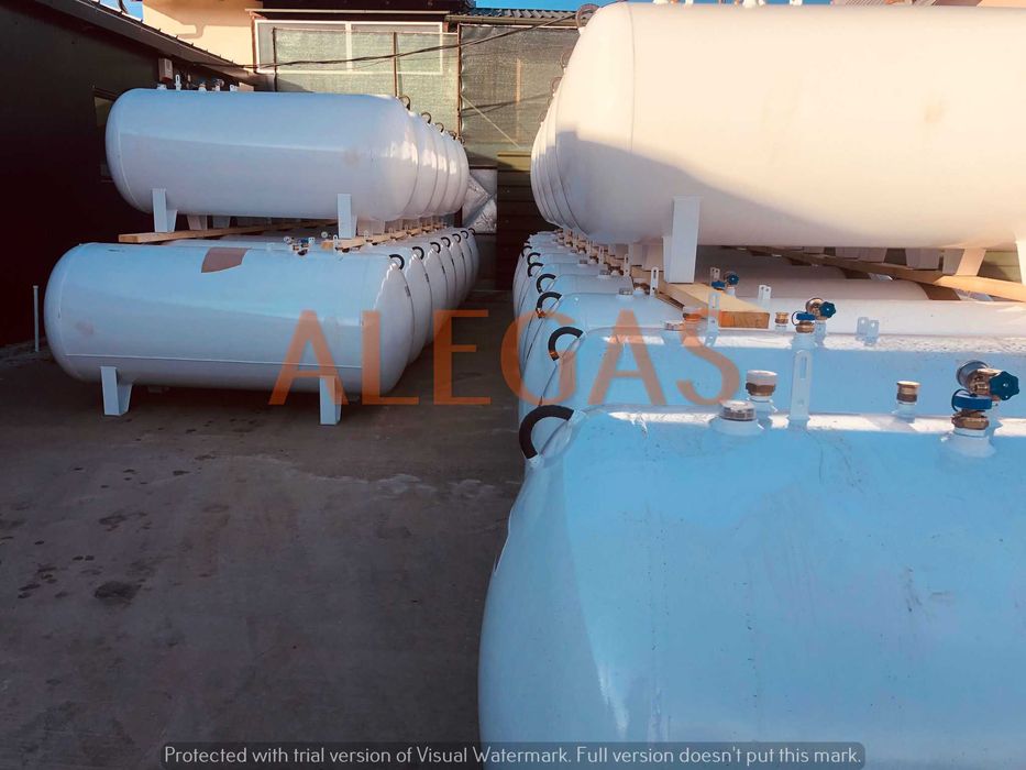 Butelie Propan GPL 1000L nou, vertical, Italia