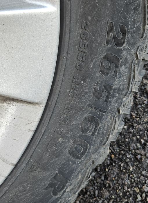 Продам зимнюю резину