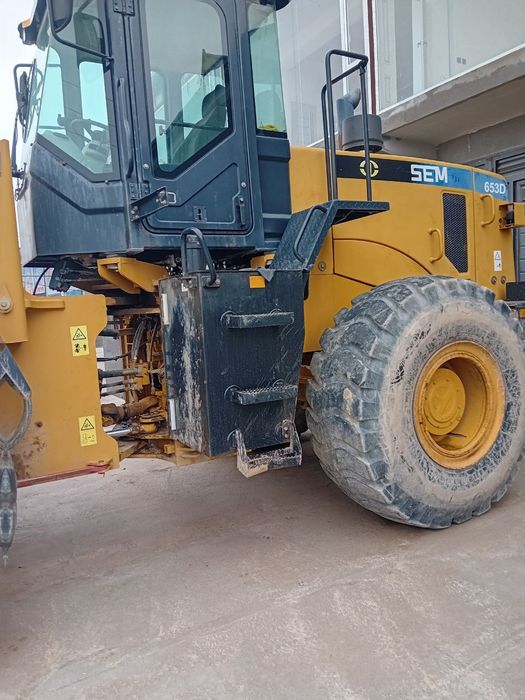 Продается погрузчик 3куб