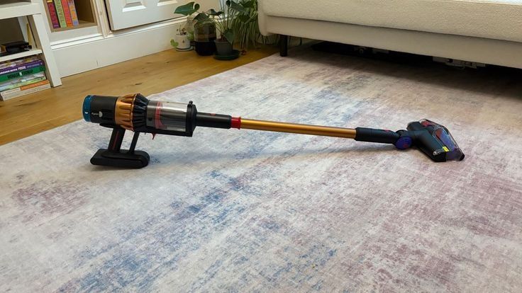 Dyson V16 Piston Animal — когда мощность ощущается сразу