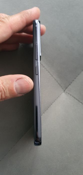 Samsung s22 за части или ремонт