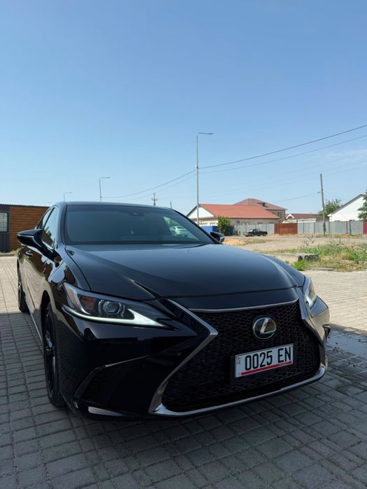 Продам Lexus Es350 свежопригнан