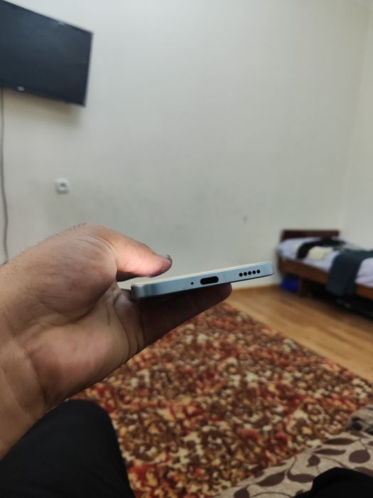 Honor 200 lite holati yangi