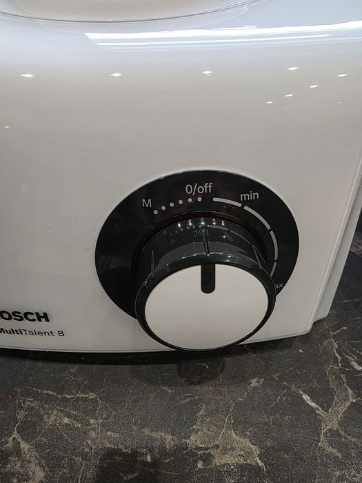 Кухненски робот Bosch Multitalent 8
