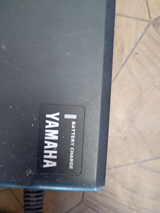 Incarcator 42v 4A  yamaha, bosch, shimano
