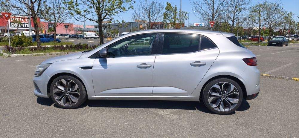 Renault Megane GT Line Sport / mașină cu caracter