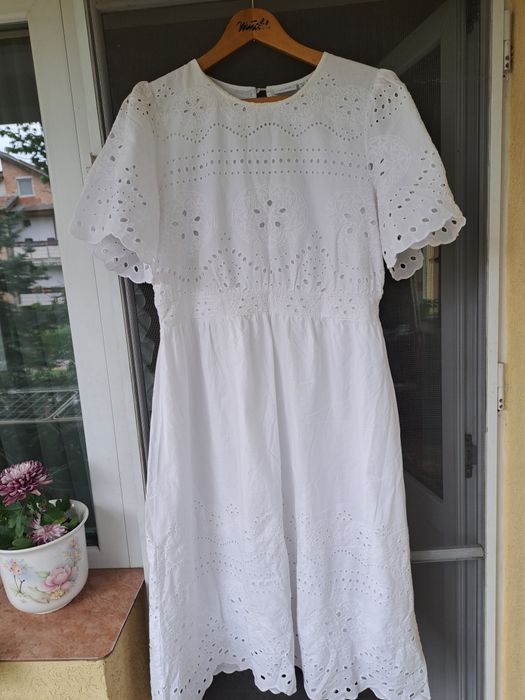 Superbă rochie damă bumbac cu dantelă prețioasă  Vila, Nou!( 44)